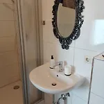 Am Bahnhof Mühlhausen