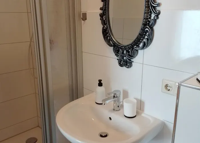 Am Bahnhof Mühlhausen