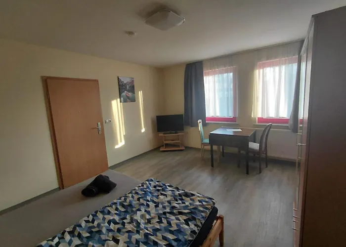 Am Bahnhof Guest house